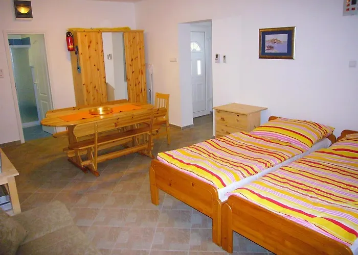 Family Friendly With A Swimming Pool Jadranovo, Crikvenica - 13593 ヤドラニヴォ