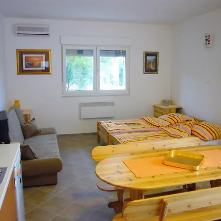 アパート Family Friendly With A Swimming Pool Jadranovo, Crikvenica - 13593