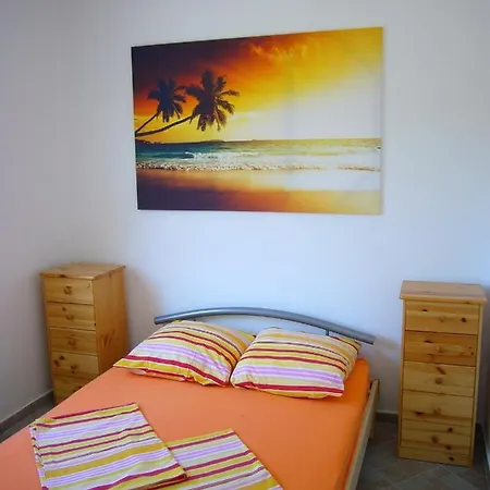 Family Friendly With A Swimming Pool Jadranovo, Crikvenica - 13593 * ヤドラニヴォ