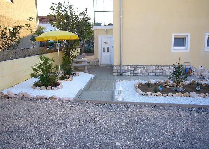 Apartmán Family Friendly With A Swimming Pool Jadranovo, Crikvenica - 13593 Jadranovo