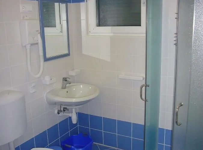 Family Friendly With A Swimming Pool Jadranovo, Crikvenica - 13593 Apartment